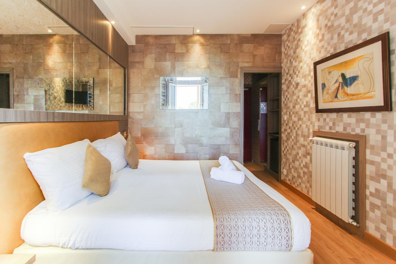Hotel Provencal 방돌 외부 사진